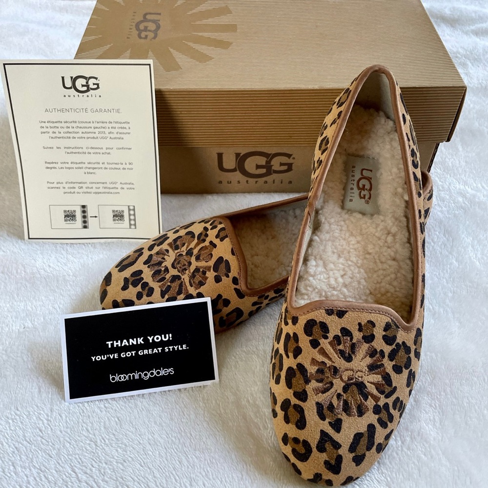 UGG K Carey Leopard size 3 Brand New💕
